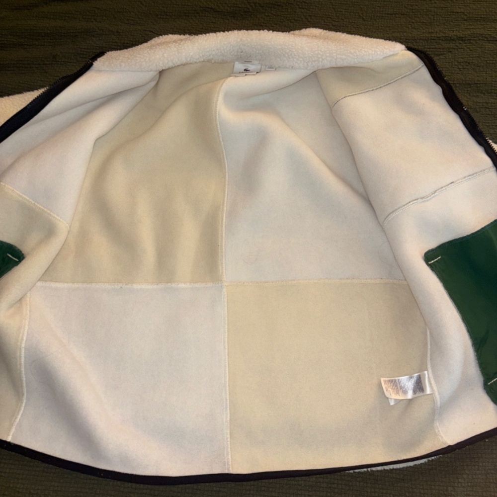 Lacoste jacket - Picture 14 of 14